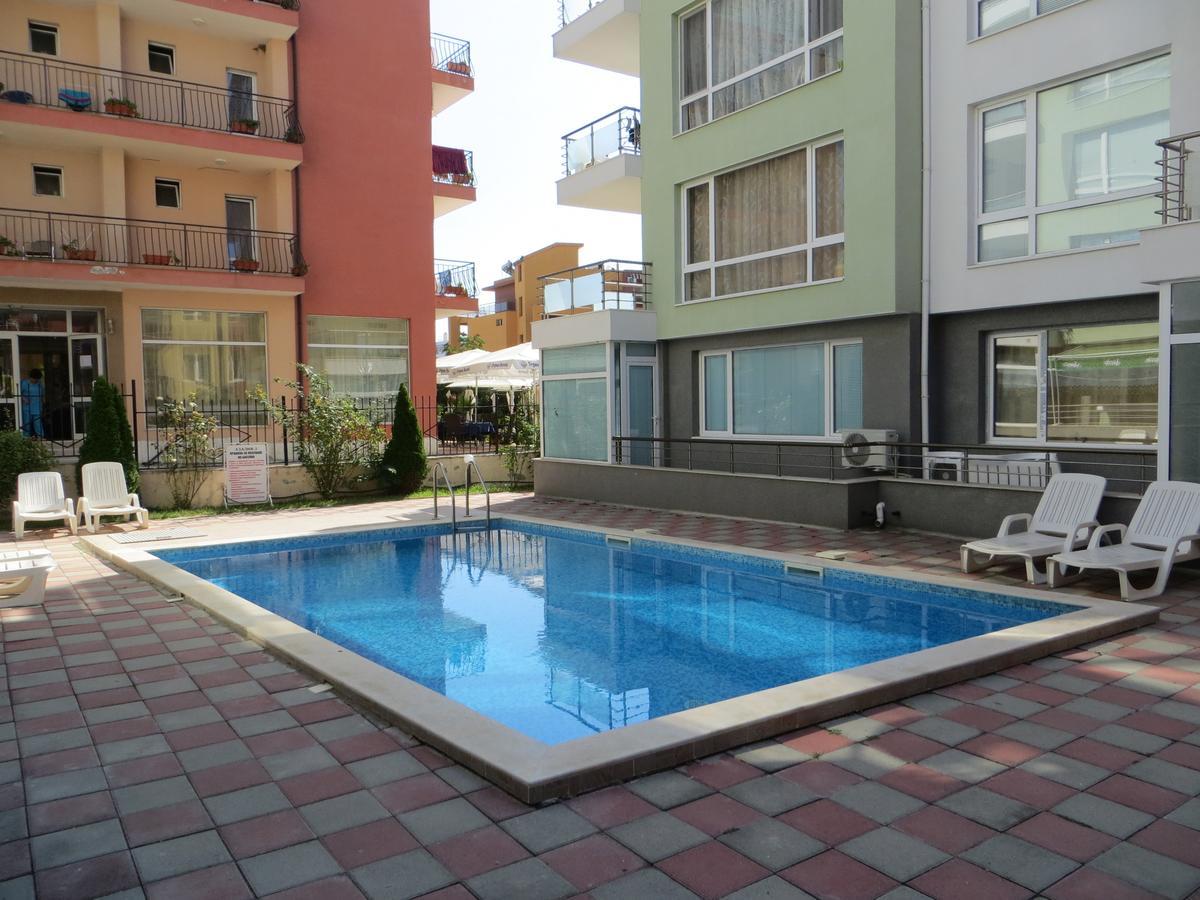 Apartments In Azalia 2 Complex Nesebar Esterno foto